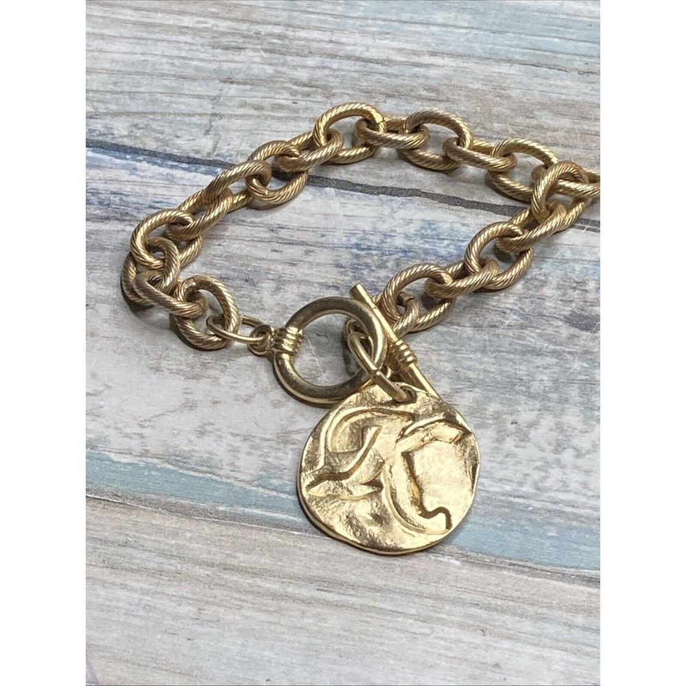 Chunky Charm 7.5" Gold Tone‎ Letter K Bracelet Links Toggle Clasp